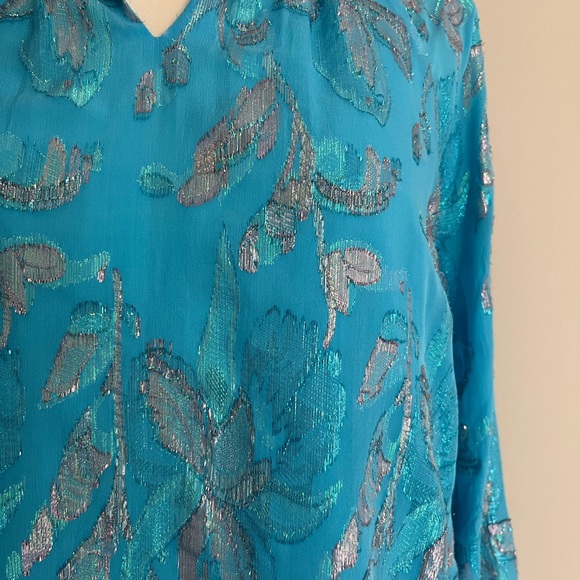 Lilly Pulitzer Blue Iridescent Galiana Ocean Breeze Top Size XS - Picture 6 of 7